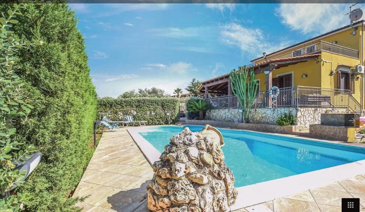 Villa indipendente Altavilla Milicia Italia