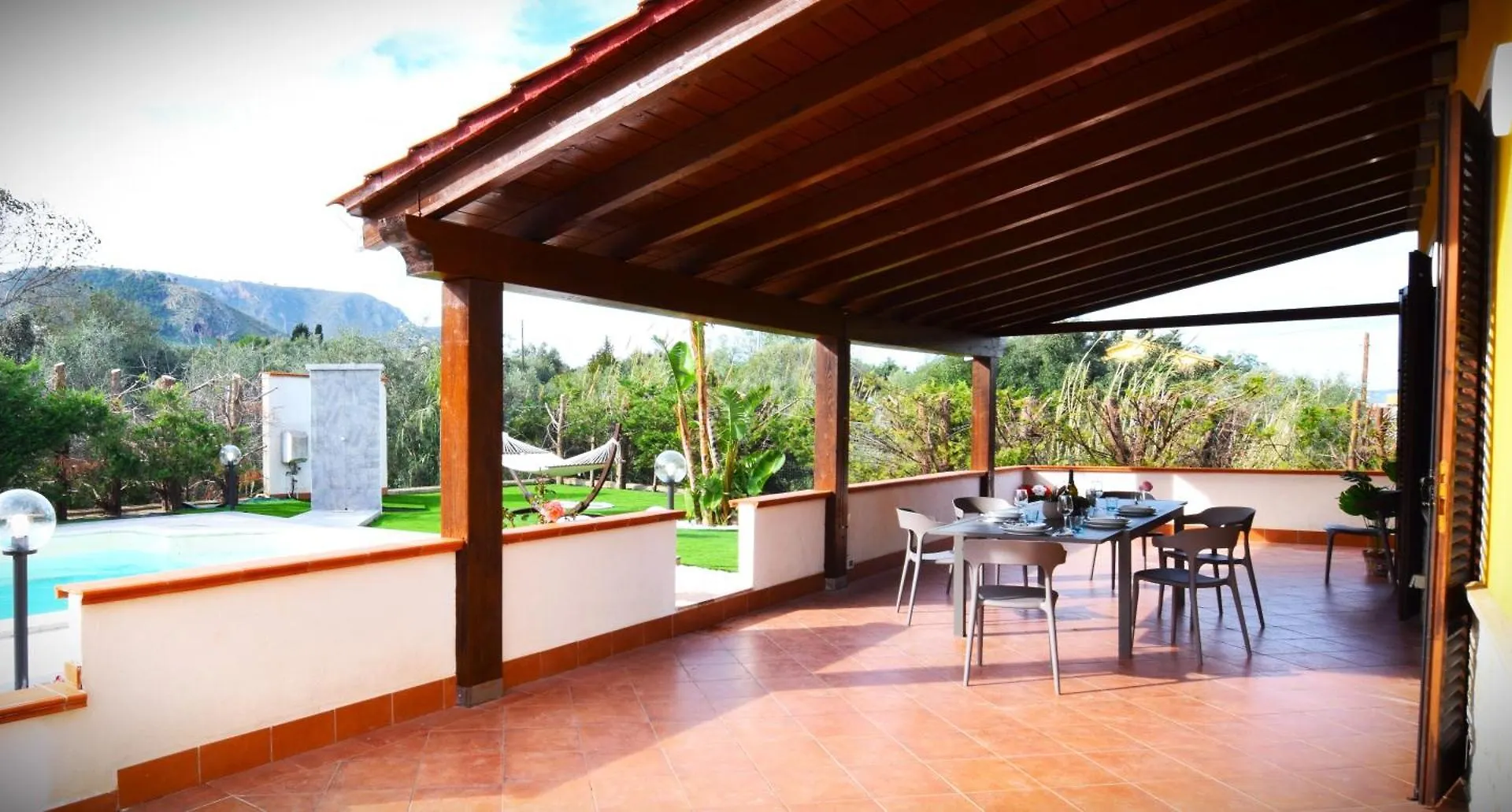 Villa indipendente Altavilla Milicia